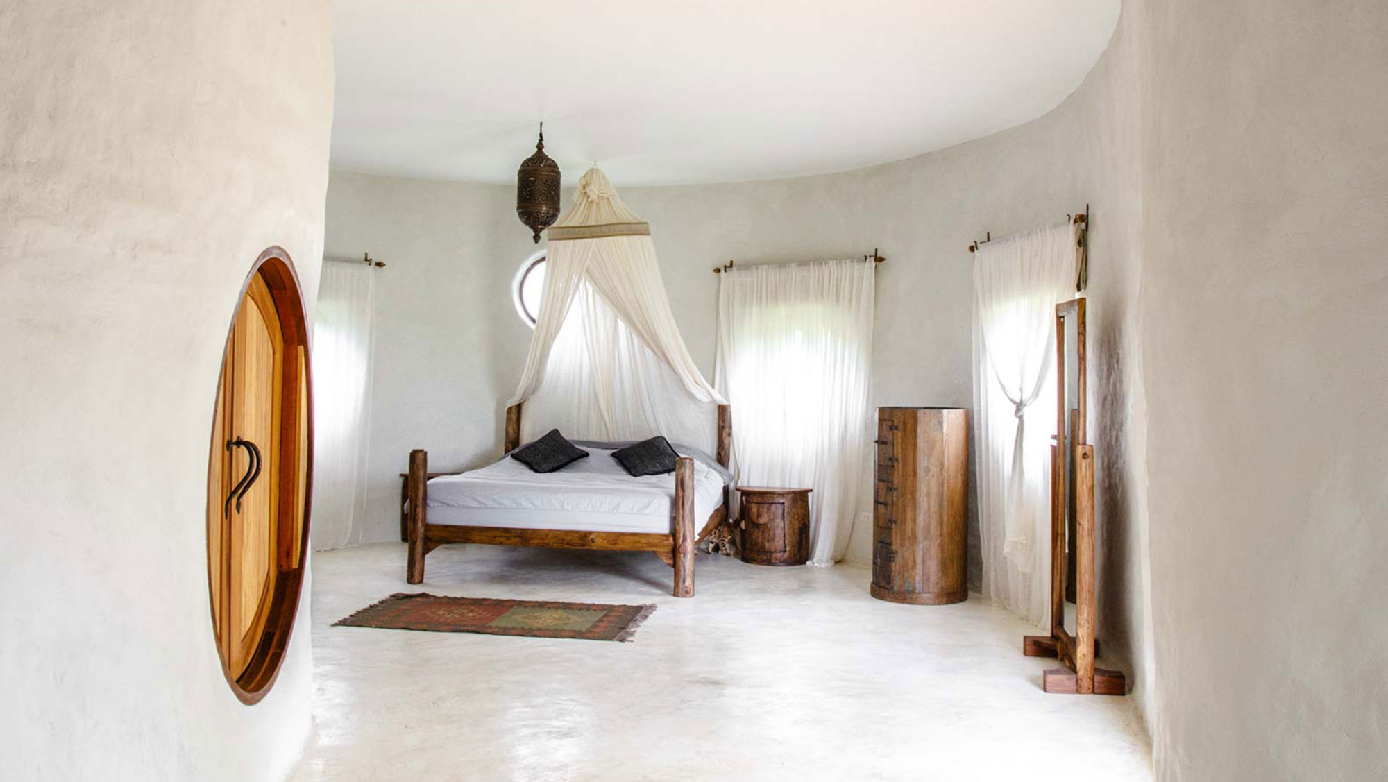 Hobbit-Villa-Interior