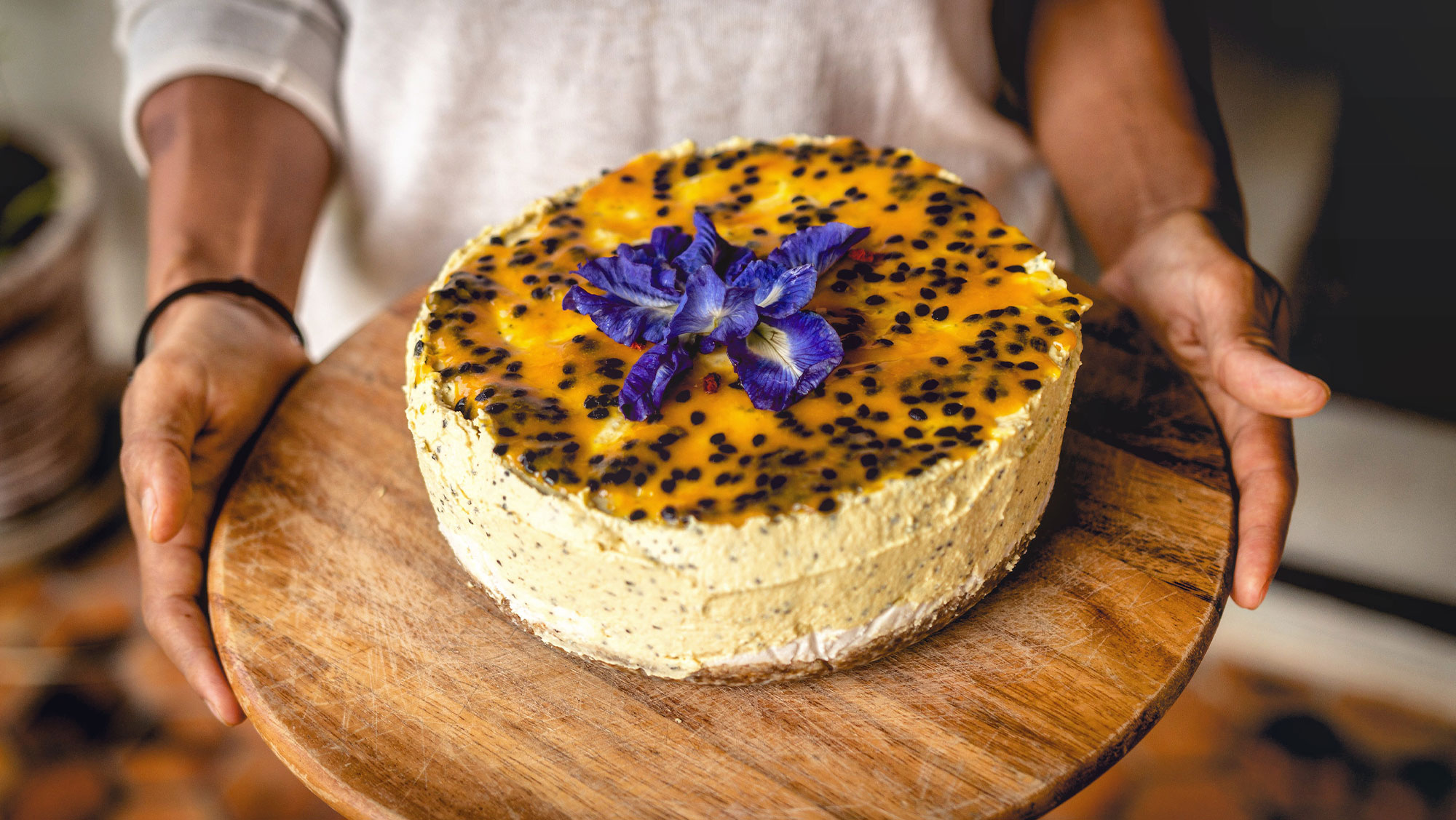 RAW-Vegan-Mango-Cheese-Cake